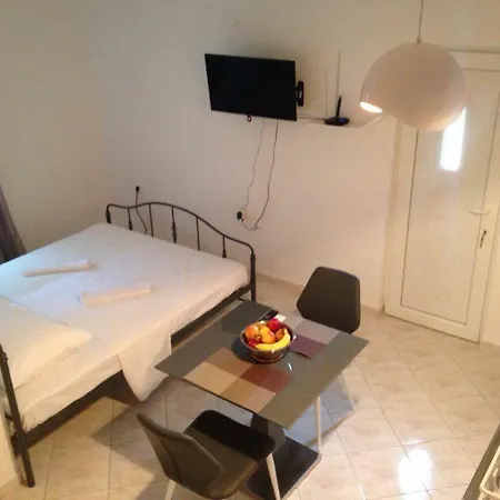 بيت ضيافة Majic Kaštela