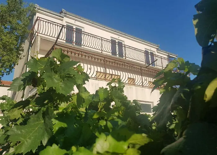 Majic Gostinjska kuća 3*