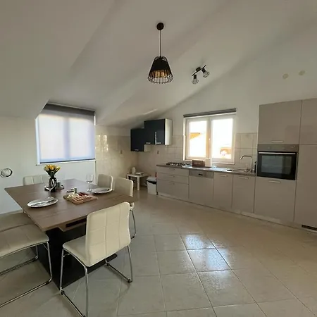 Majic Guest house Kastela