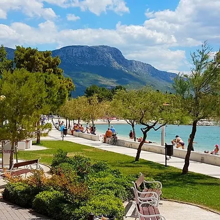 Gostinjska kuća Majic *